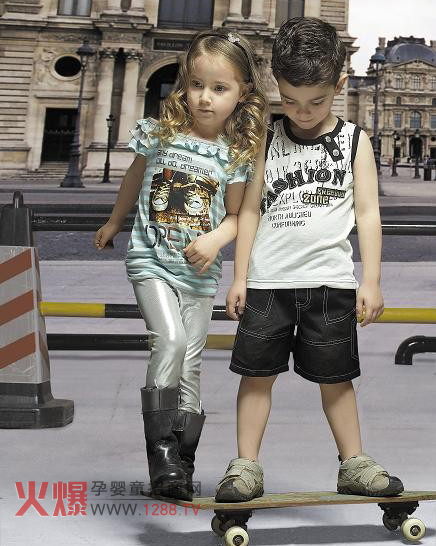 �Θ���ͯ�b�\�����ؽ�(j��ng)�N��