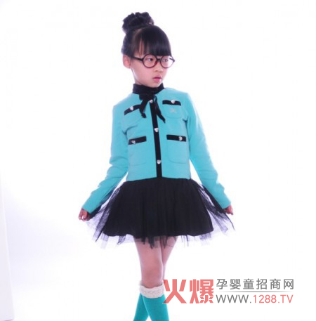 ���ޕr(sh��)��ͯ�b ���nԪ���c�|���Ļ�����ײ