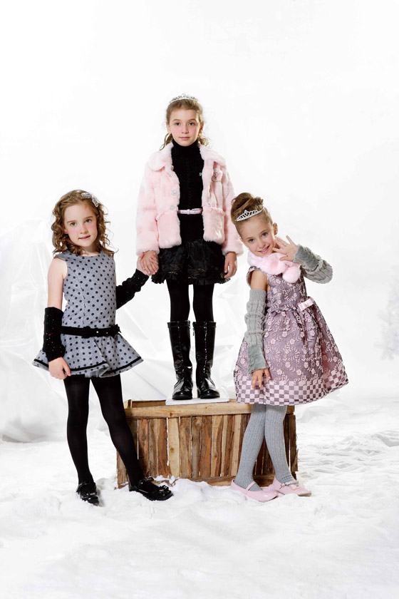 �U�P�㘷����ɫϵͯ�b