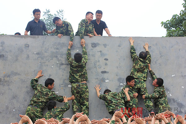 ���I(y��)��