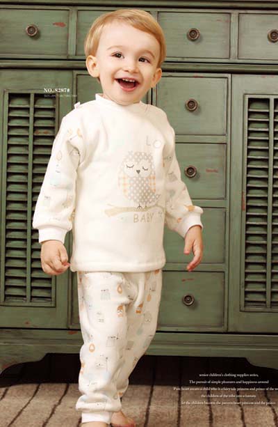 諾比無扣圓領保暖衣