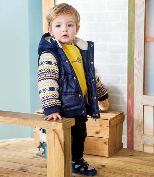 �������{ɫ��ů���R��