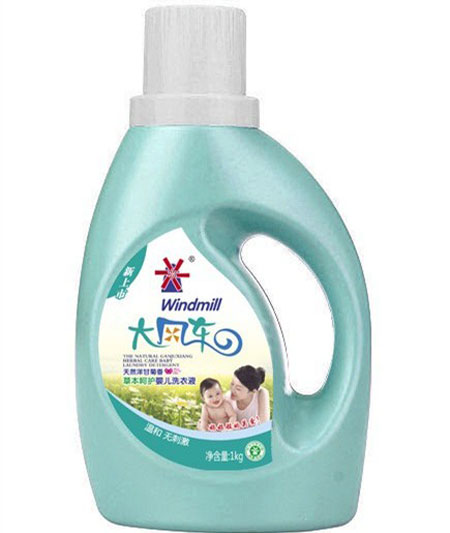 大風(fēng)車草本呵護(hù)嬰兒洗衣液(天然洋甘菊)