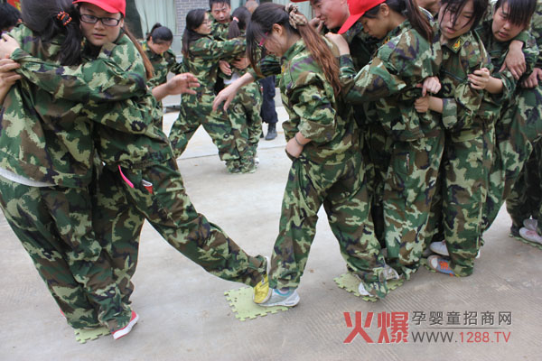 ���l(f��)���X������ֱǰ