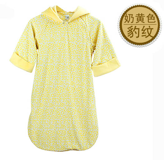 貝茜蒂奶黃豹紋嬰兒睡袋