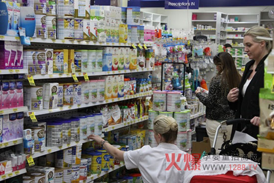 �ʼҰļ~�̷��M(j��n)�v���޸߶�ˎ��ͬ���N(xi��o)��