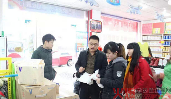 ǧ�˰ّB(t��i)�ۡ�һ��V ��������һ�N��һ��Vϵ���װl(f��)