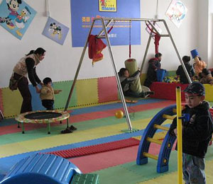 С������ͯ��Ʒ���˵�չʾ