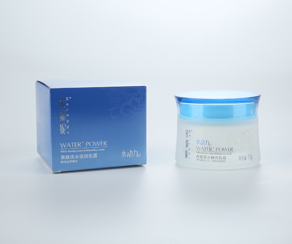 米蘭妮水動(dòng)力亮膚活水倍潤乳霜 .jpg