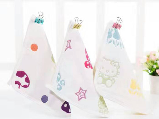 淘貝貓六層提花紗布方巾-彩色.jpg 淘貝貓六層提花紗布方巾-彩色.jpg