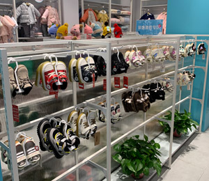  �������T��3