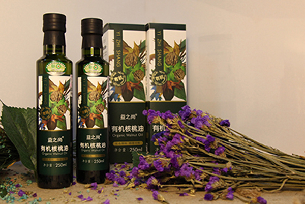 益之尚有機核桃油250ml.jpg 益之尚有機核桃油250ml.jpg