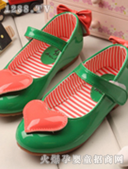 ���Ͳ�����ӡ��ŮͯЬ