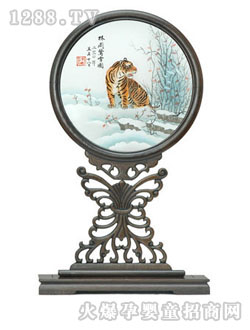 ��һ̥ë�C���L�Uѩ