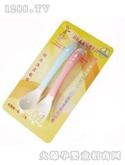 ���󌚌�����׽M