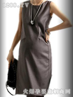 �ζ��ɫ�ЋD�B��ȹ