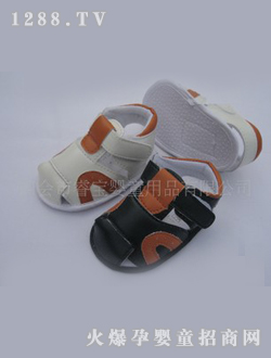 �pɫ��ڋ냺��Ь