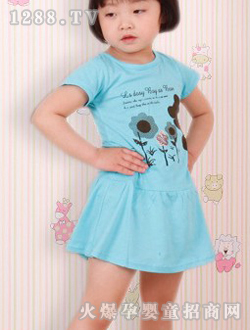 �����{(l��n)ɫС�܃�ͯ�B��ȹ