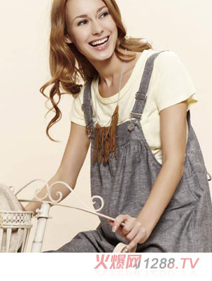 ����R�r(sh��)��yunf�b��ɫȹ