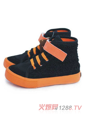 ��(y��u)����ɫ��Ь