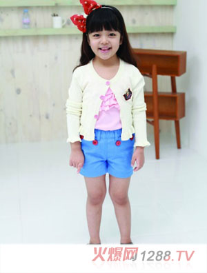 �{ɫ����Ůͯ���b