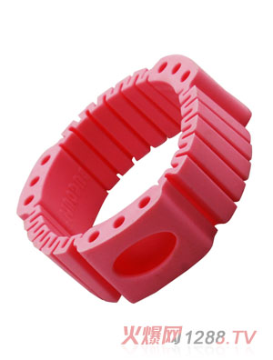 BUGOUT�w������֭h(hu��n)��ɫ