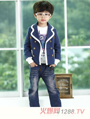 ؈�䃺���{(l��n)С��ʿ���b