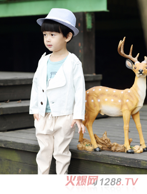 ���c�neͯ���Ќ������b��ɫ