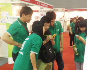 ����չ1288TV�𱬾W(w��ng)���S�a�߼������M(f��i)�I(l��ng)ȡ�G��һƿ